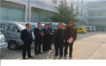 襄垣尹老板與鄭州超前漆共創(chuàng)輝煌！